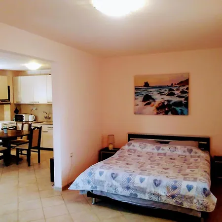 Apartment Pomorie * Pomorie